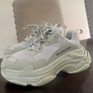 Balenciaga triple S sneakers